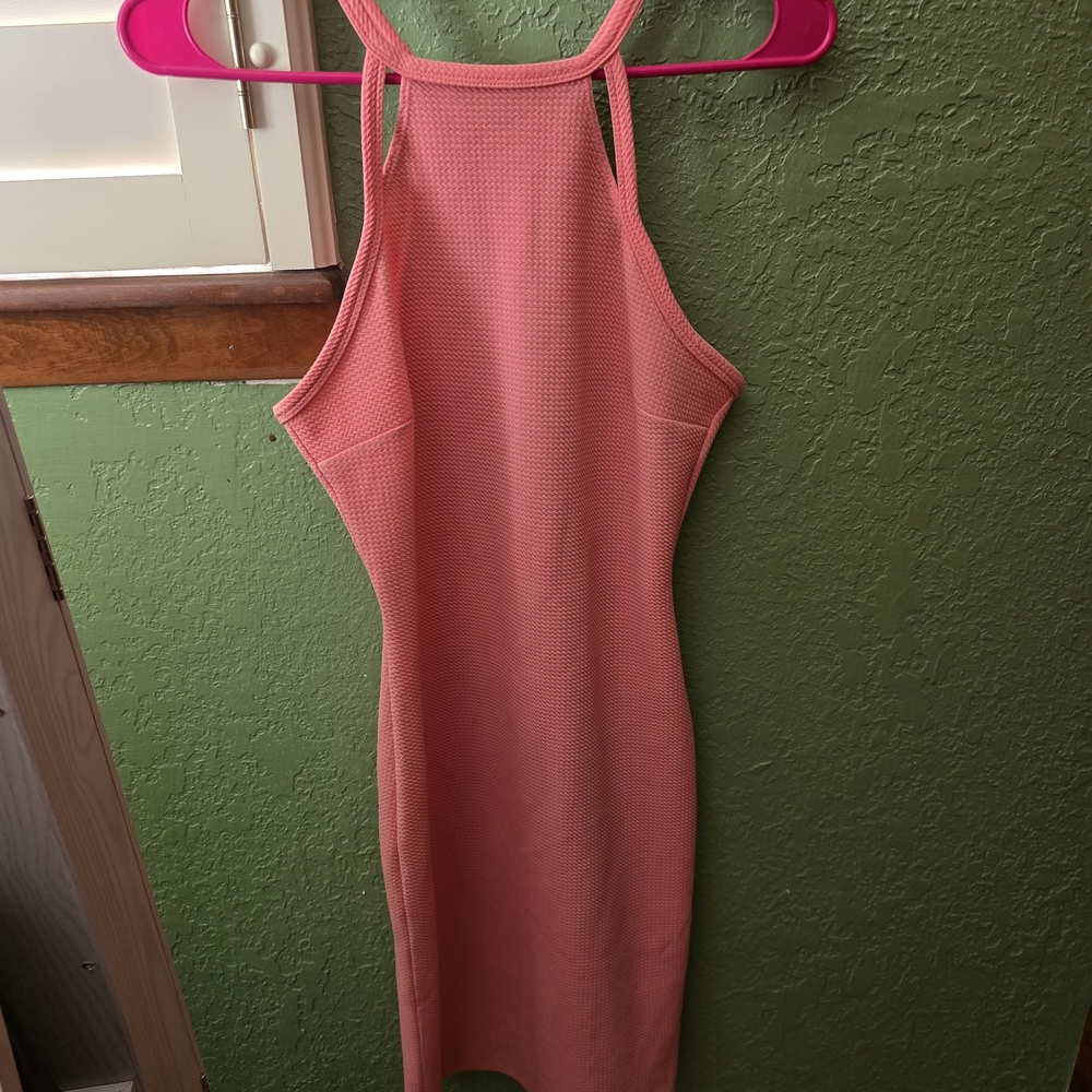 Elegant Pink Sleeveless Dress